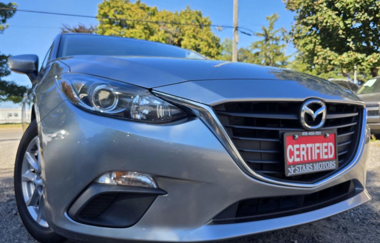 2015 Mazda MAZDA3 GS Photo