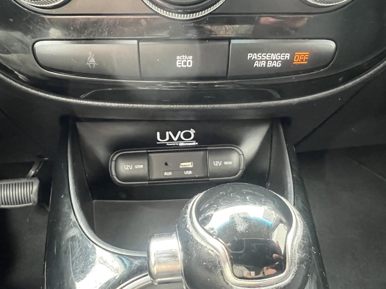 2016 Kia Soul + Photo