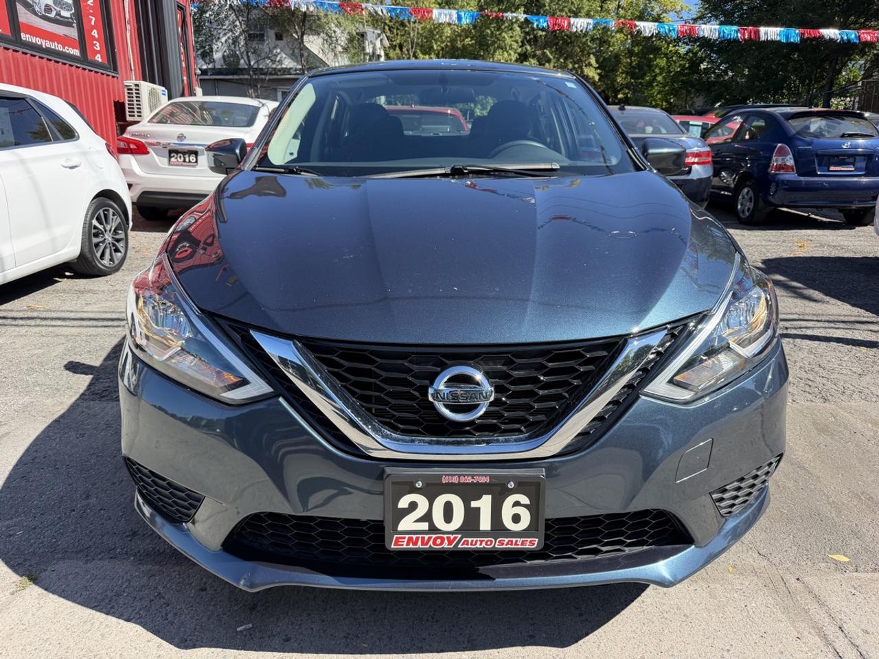 2016 Nissan Sentra SV Photo5