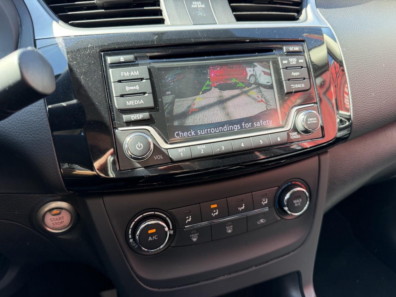 2016 Nissan Sentra SV Photo