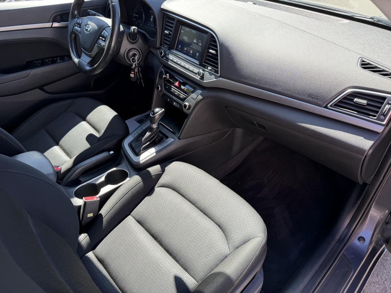 2017 Hyundai Elantra SE Photo