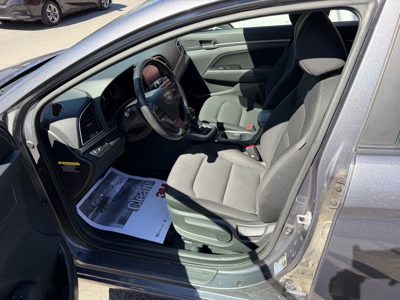 2017 Hyundai Elantra SE Photo