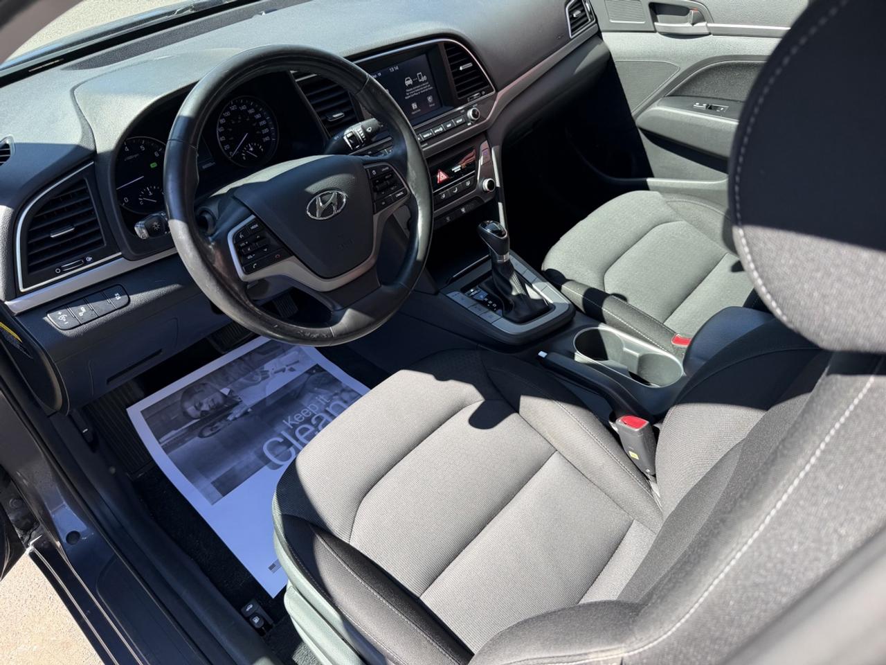 2017 Hyundai Elantra SE Photo