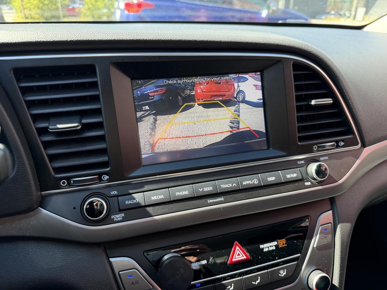 2017 Hyundai Elantra SE Photo