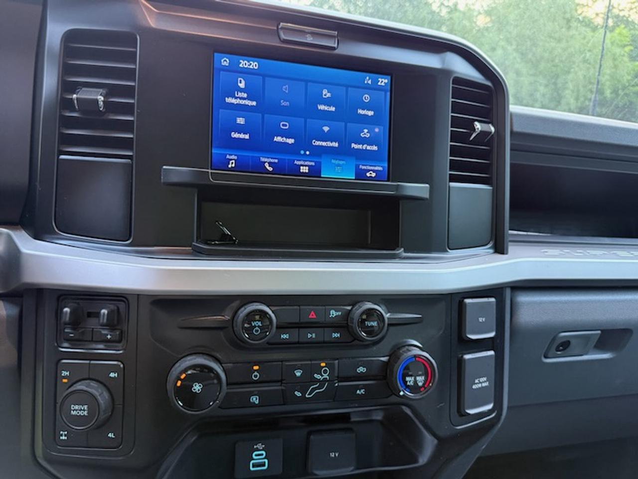 2025 Ford F-250 XL Photo