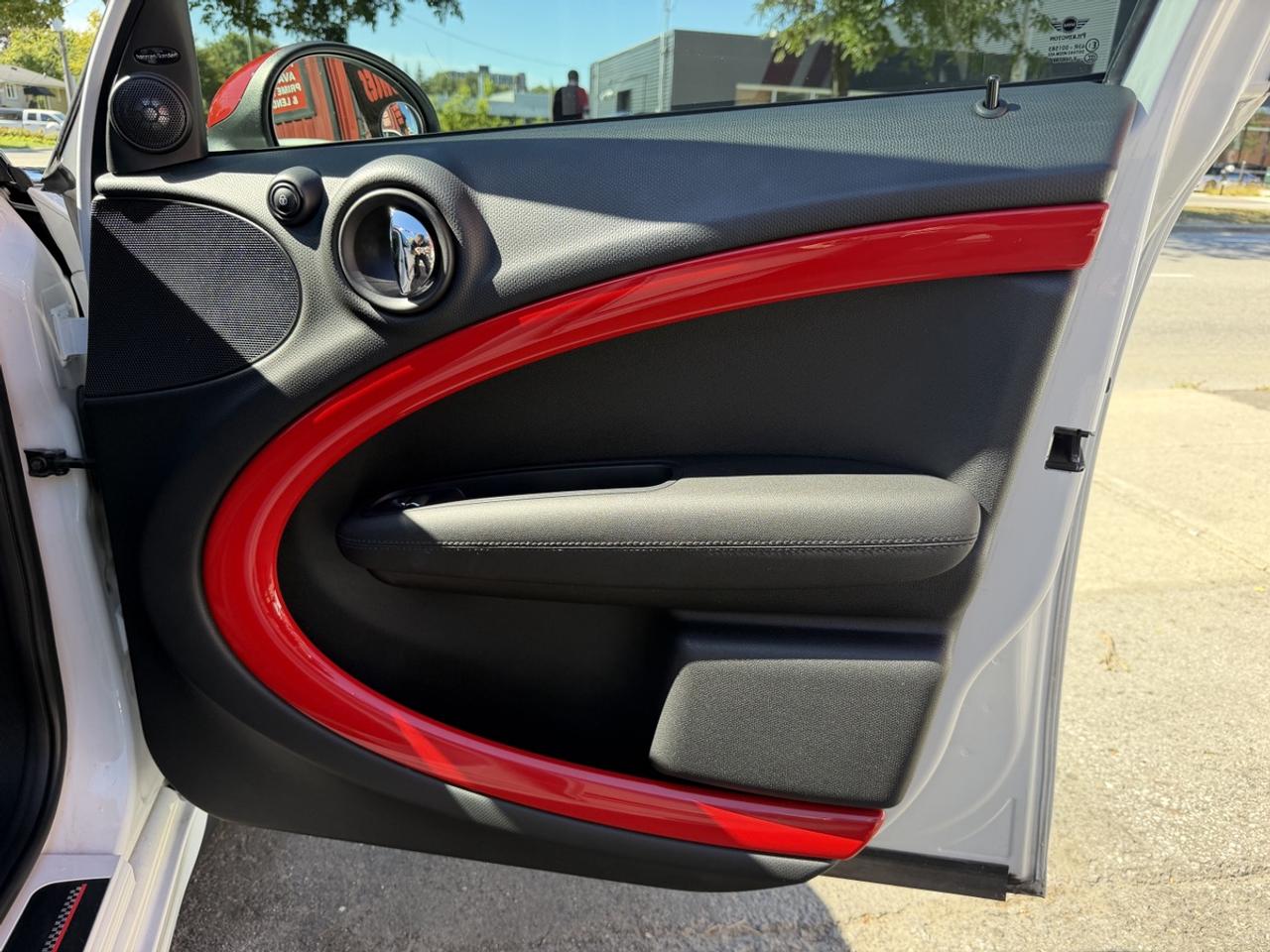 2014 MINI Countryman John Cooper Works ALL4 Photo