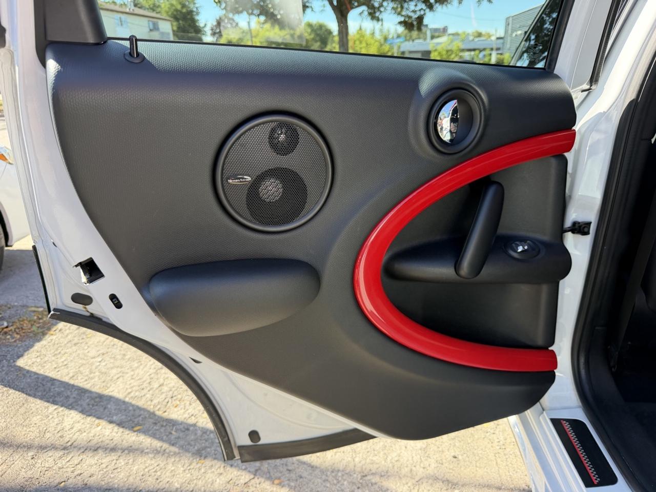2014 MINI Countryman John Cooper Works ALL4 Photo