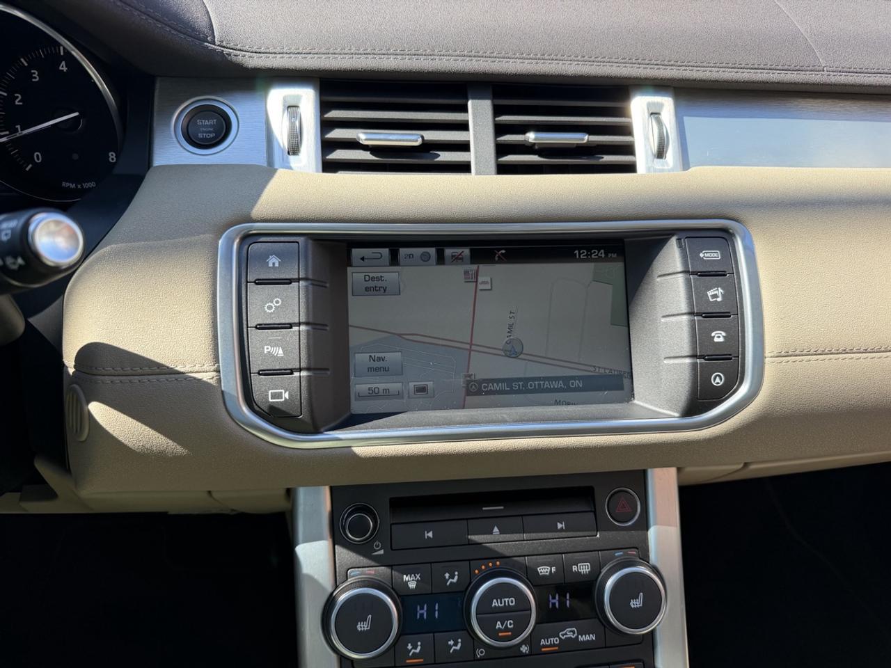 2016 Land Rover Range Rover Evoque SE Photo