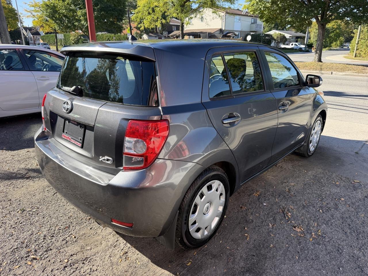 2011 Scion xD  Photo