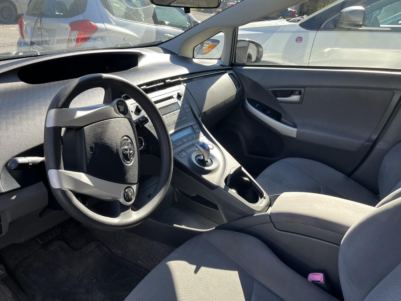 2010 Toyota Prius Two Photo
