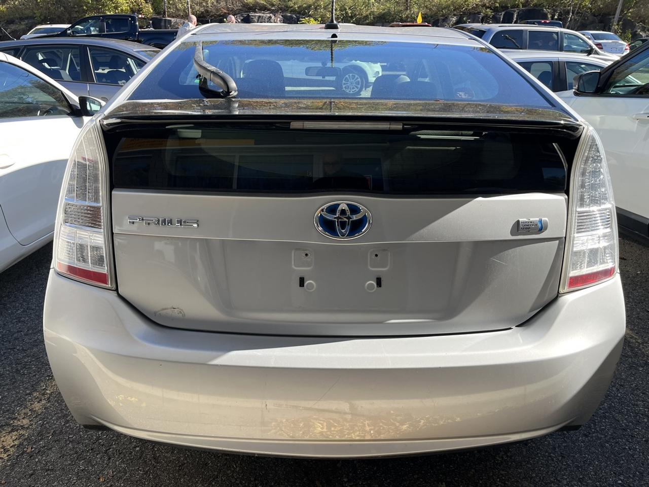 2010 Toyota Prius Two Photo1