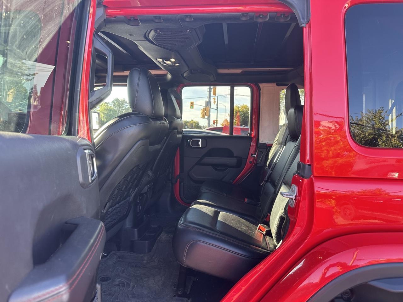 2023 Jeep Wrangler RUBICON Photo