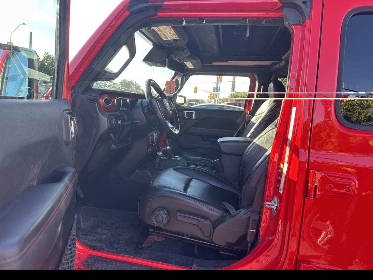 2023 Jeep Wrangler RUBICON Photo
