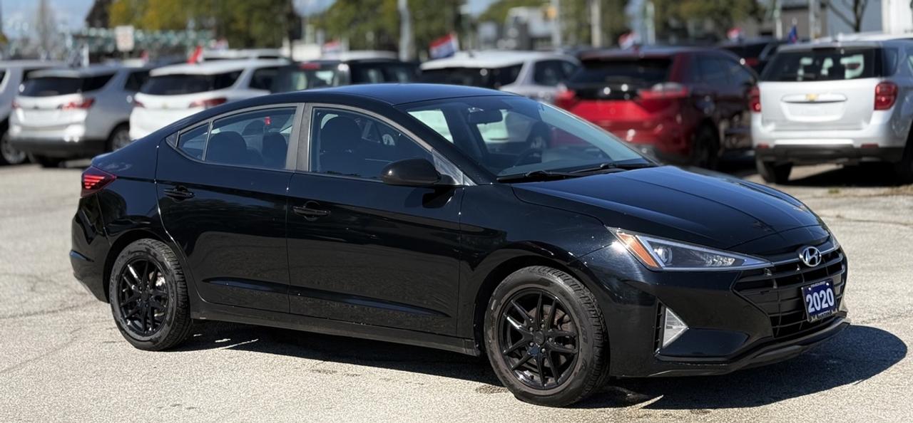 2020 Hyundai Elantra SE Photo5