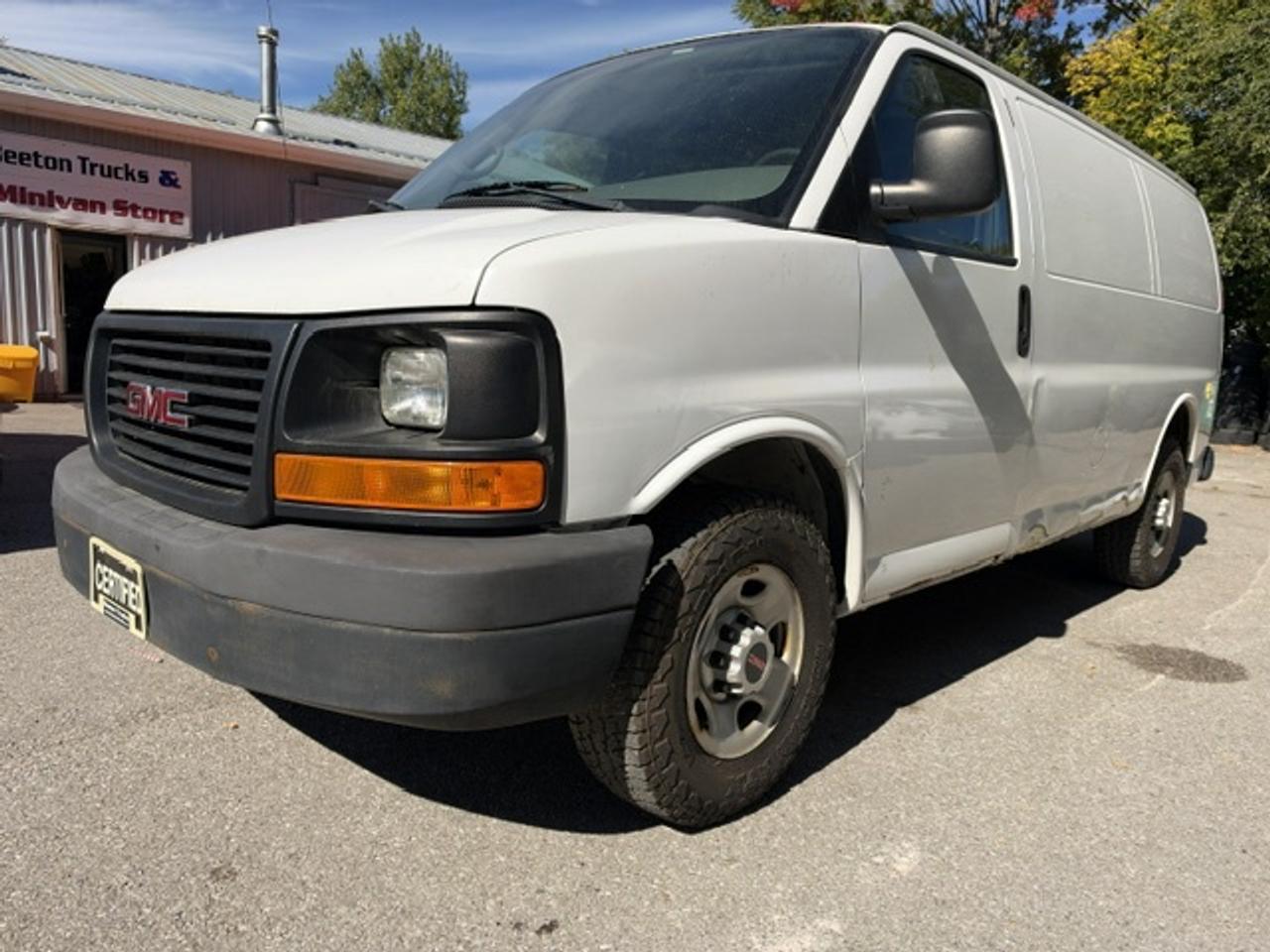 2015 GMC Savana CARGO VAN RWD 2500 135" RWD Photo0