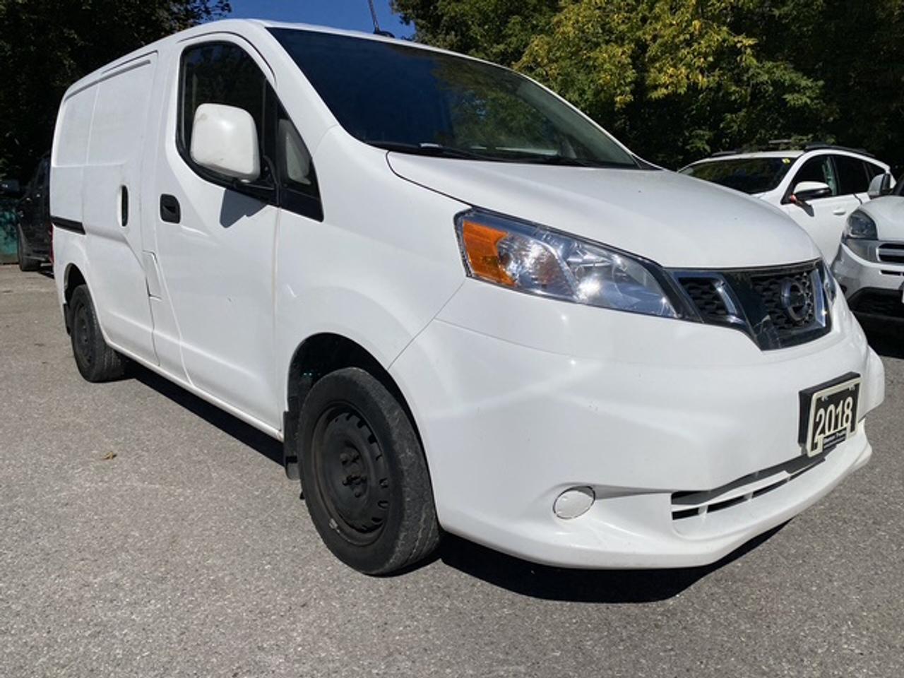 2018 Nissan NV200 COMPACT CARGO S I4 Photo2