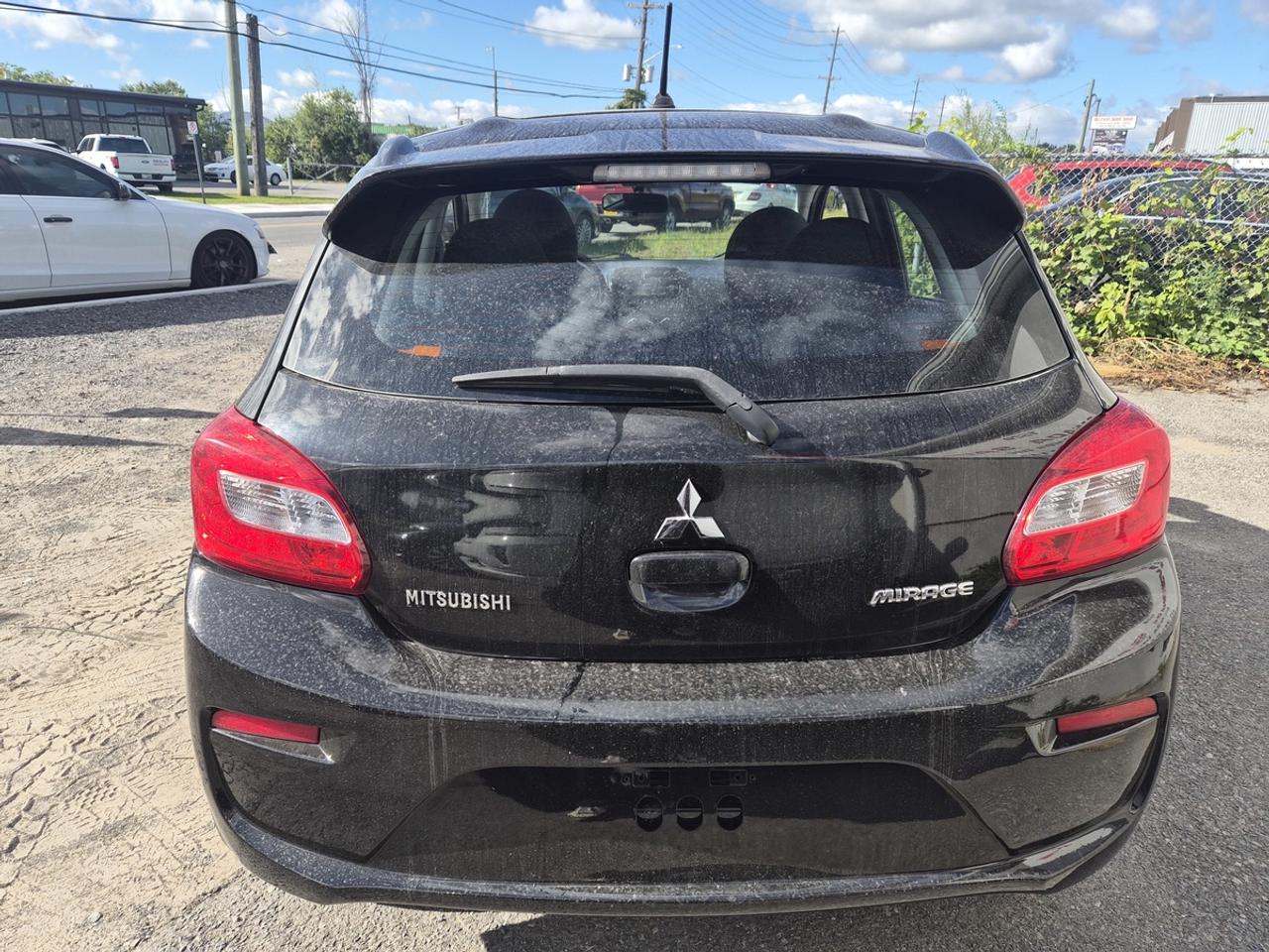 2017 Mitsubishi Mirage ES Photo