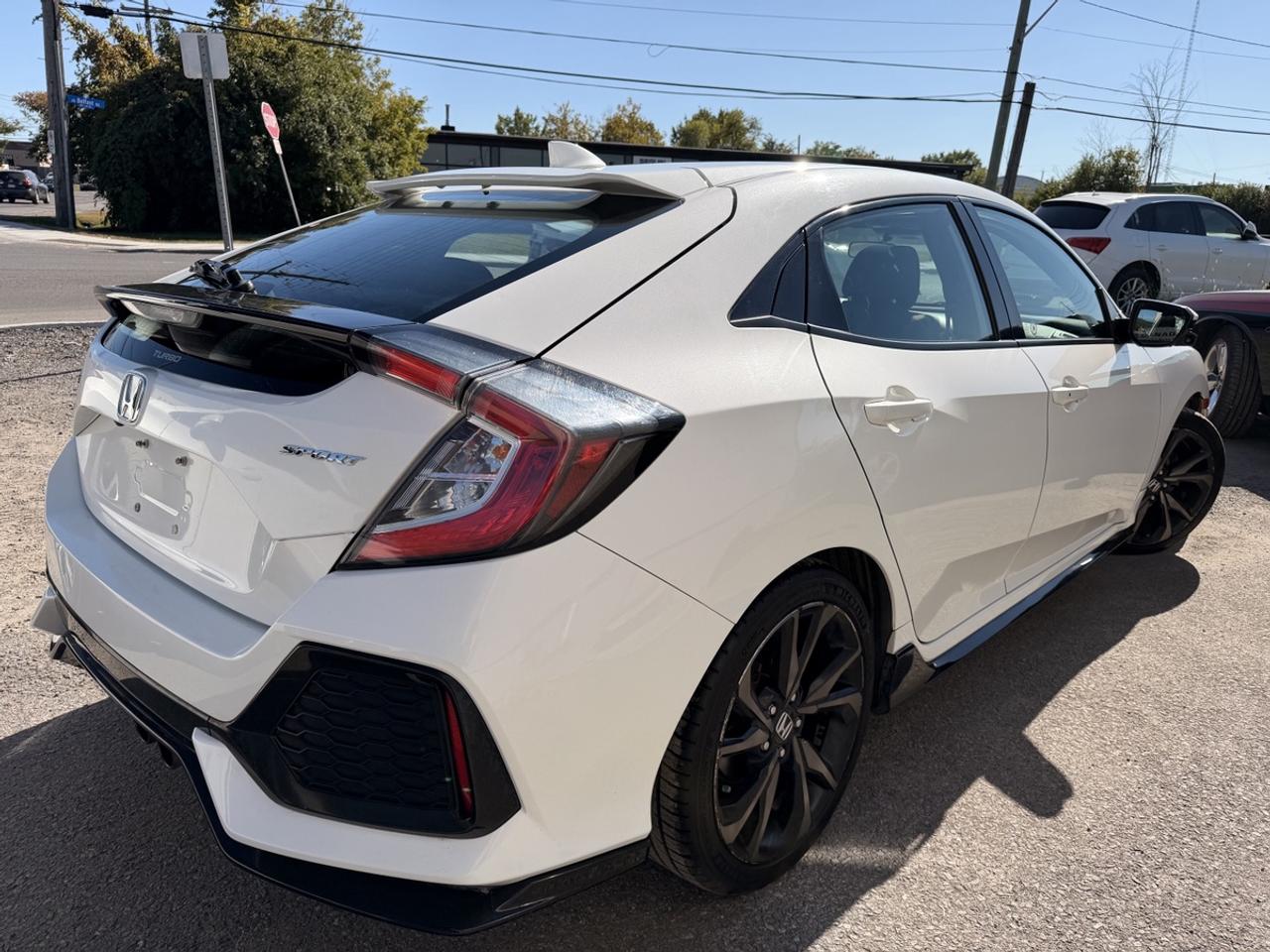 2017 Honda Civic Sport w/ Honda Sensing Photo3
