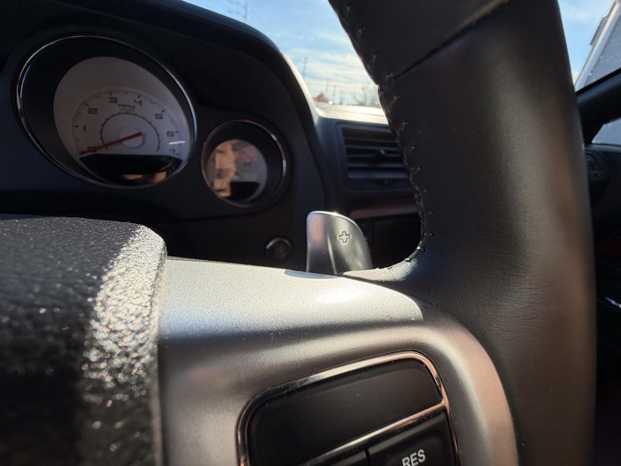 2013 Dodge Challenger R/T Classic Photo