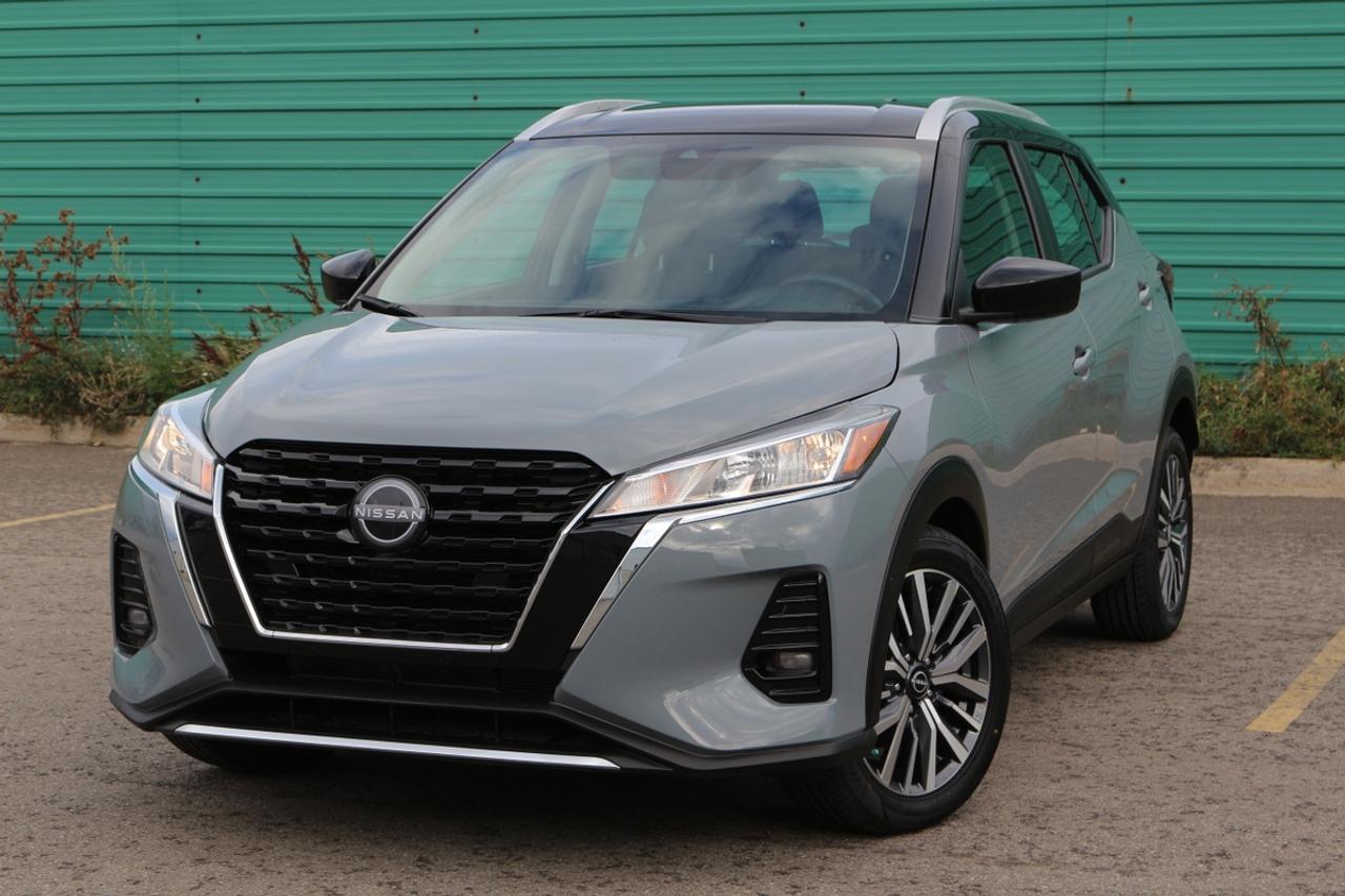 2024 Nissan Kicks SV Photo