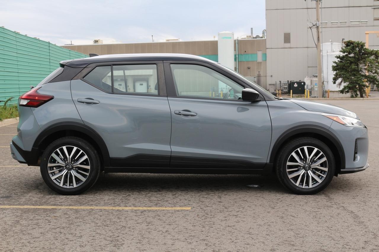 2024 Nissan Kicks SV Photo