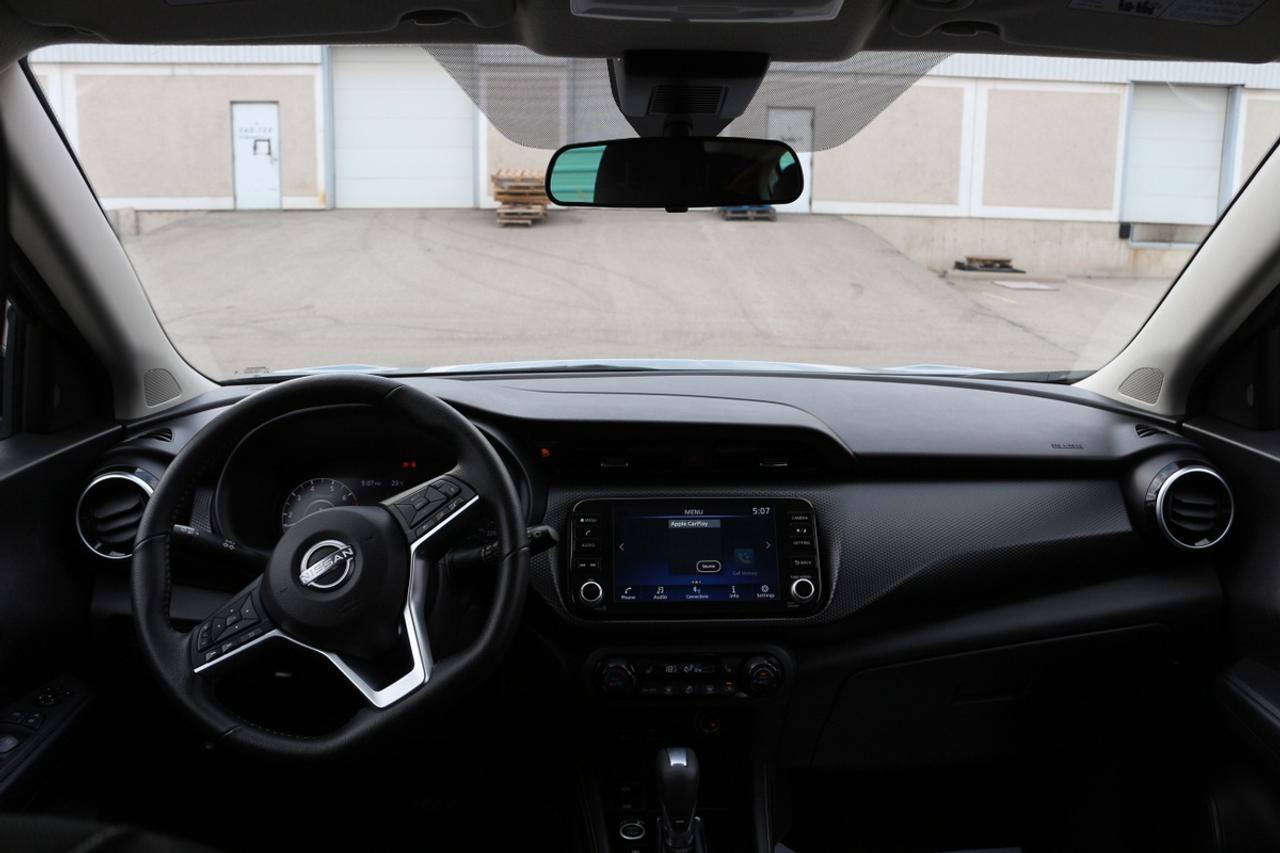 2024 Nissan Kicks SV Photo