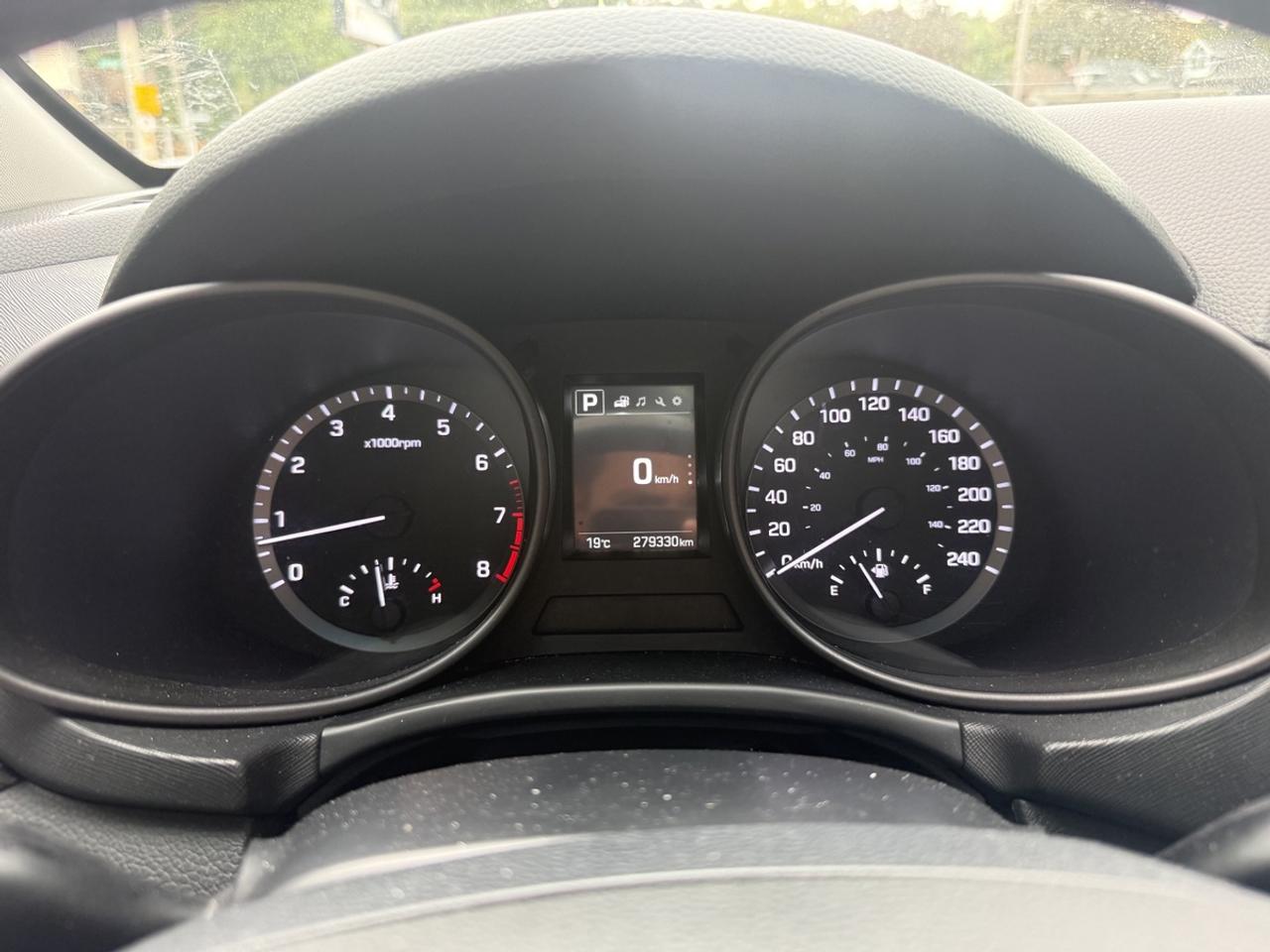2017 Hyundai Santa Fe Sport SE Photo