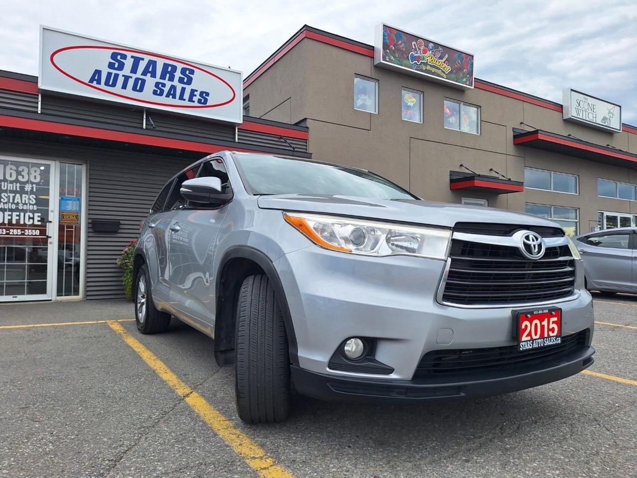 2015 Toyota Highlander AWD 4dr LE Photo