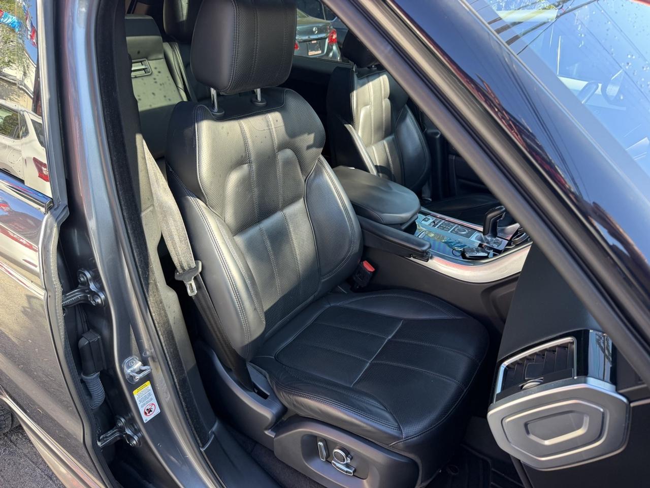 2016 Land Rover Range Rover Sport SUPERCHARGED DYNAMIC Photo