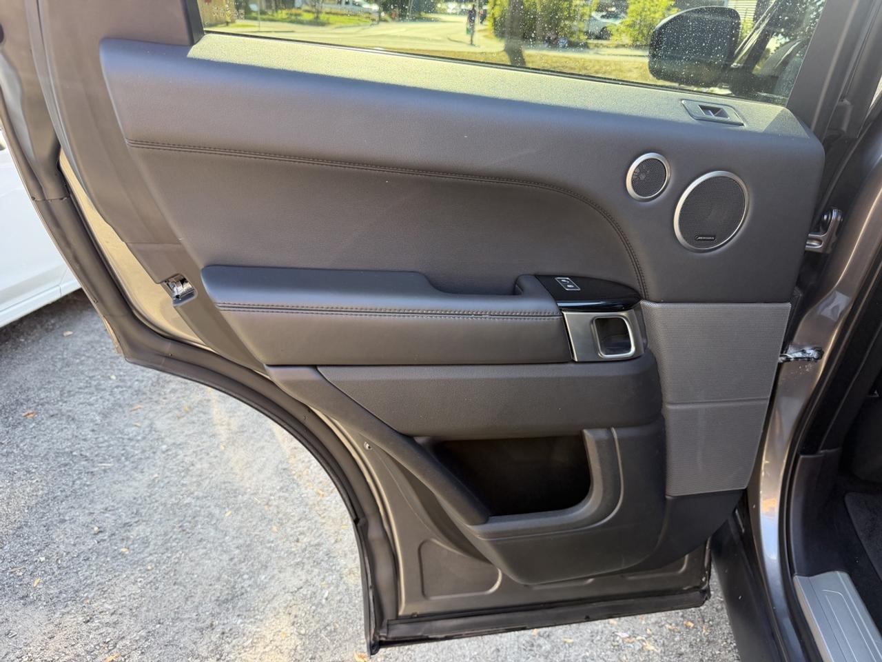 2016 Land Rover Range Rover Sport SUPERCHARGED DYNAMIC Photo