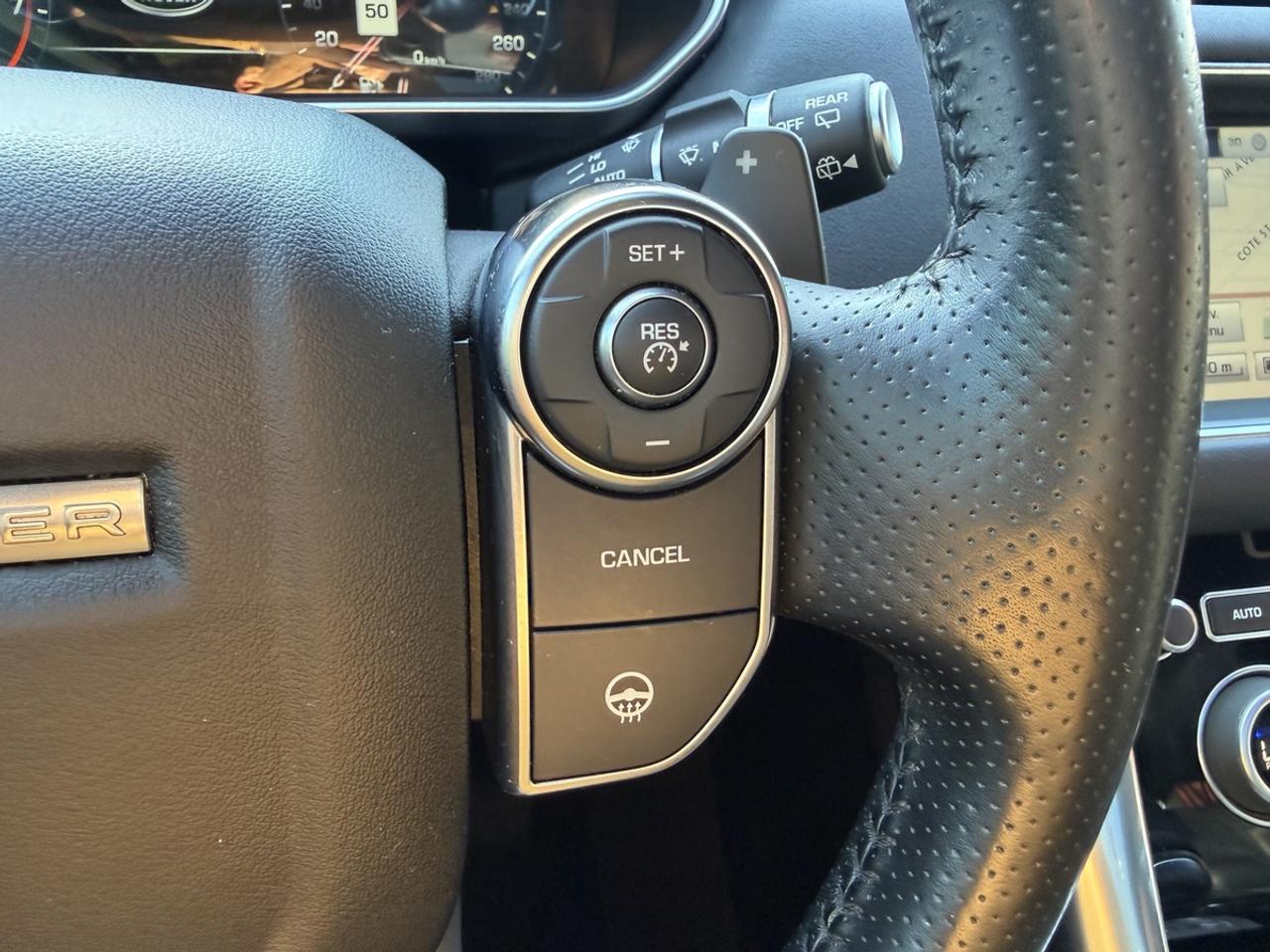 2016 Land Rover Range Rover Sport SUPERCHARGED DYNAMIC Photo