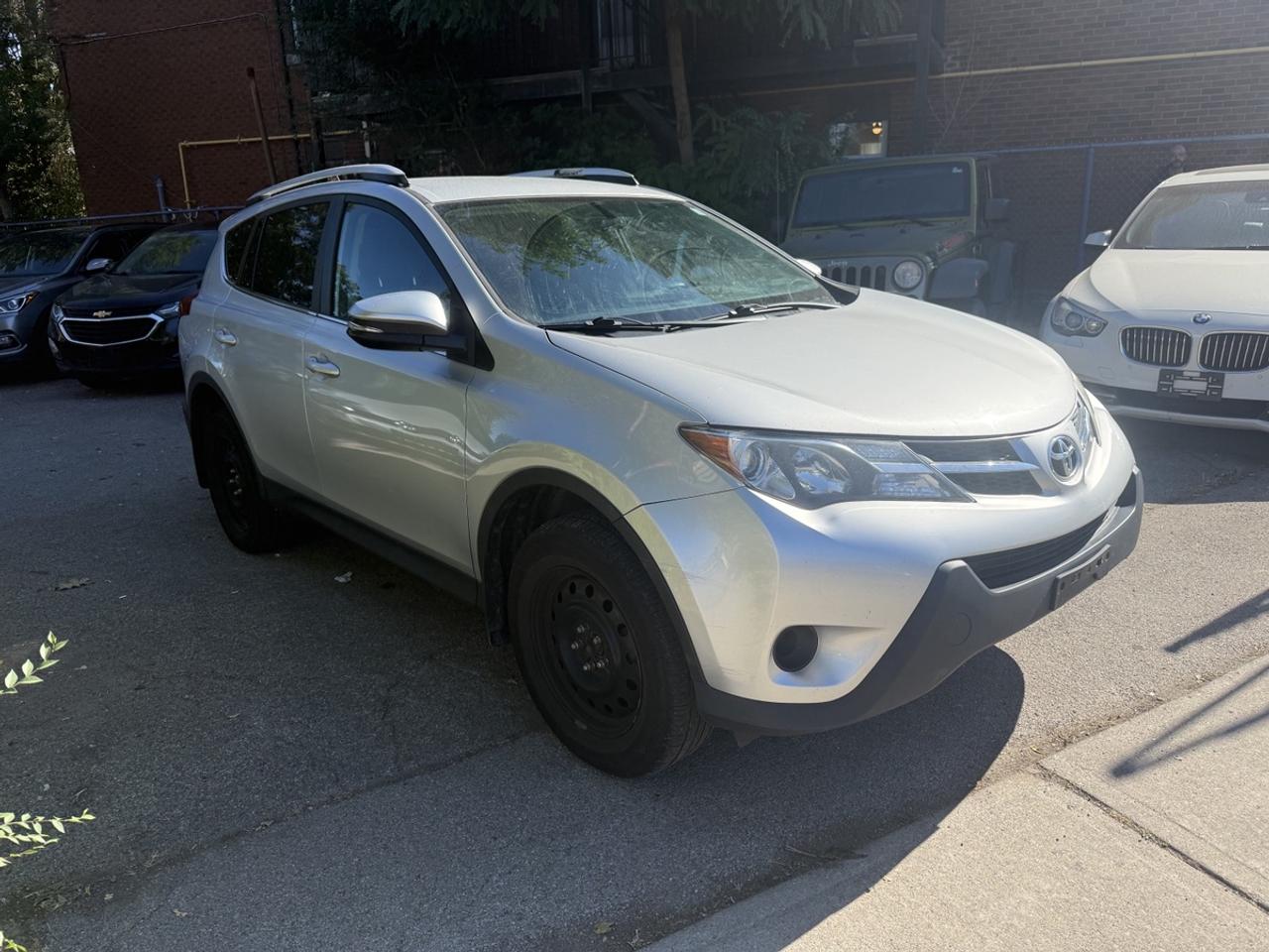 2014 Toyota RAV4 LE Photo