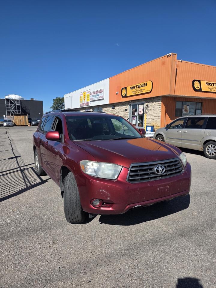 2010 Toyota Highlander Sport Photo