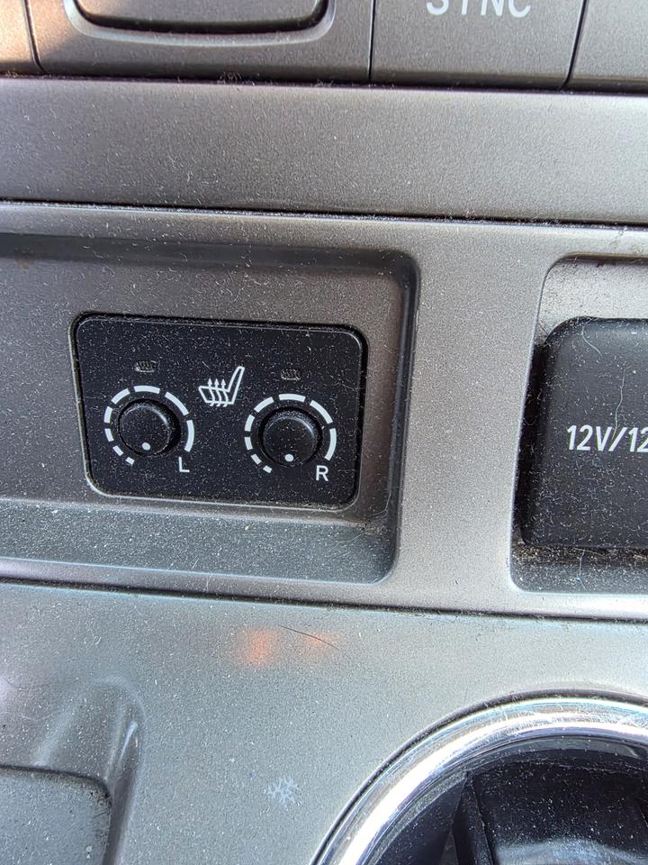 2010 Toyota Highlander Sport Photo