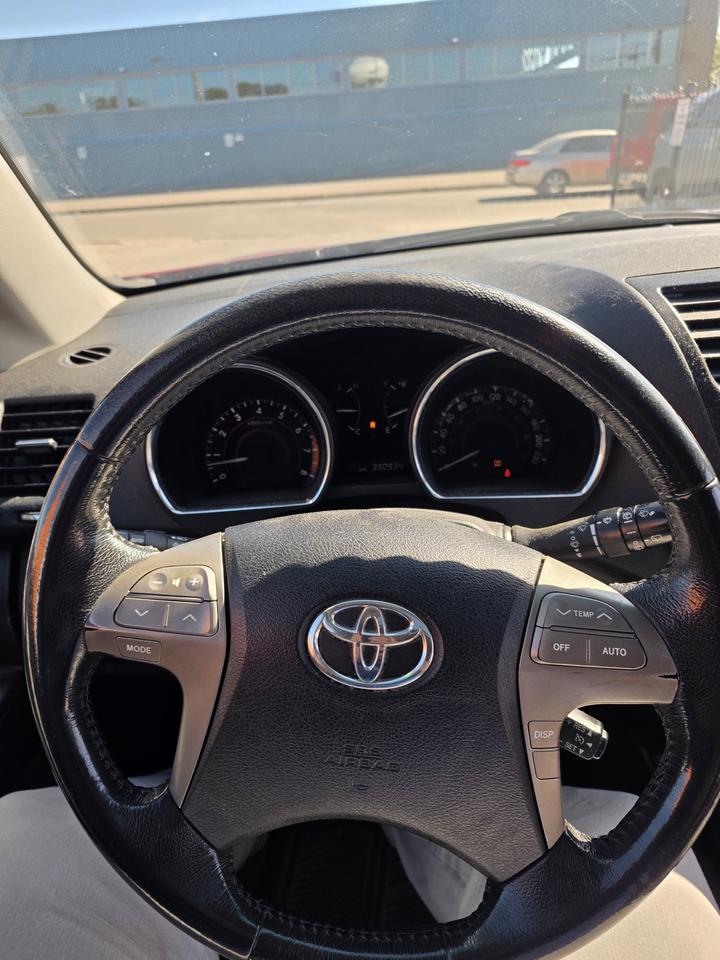 2010 Toyota Highlander Sport Photo