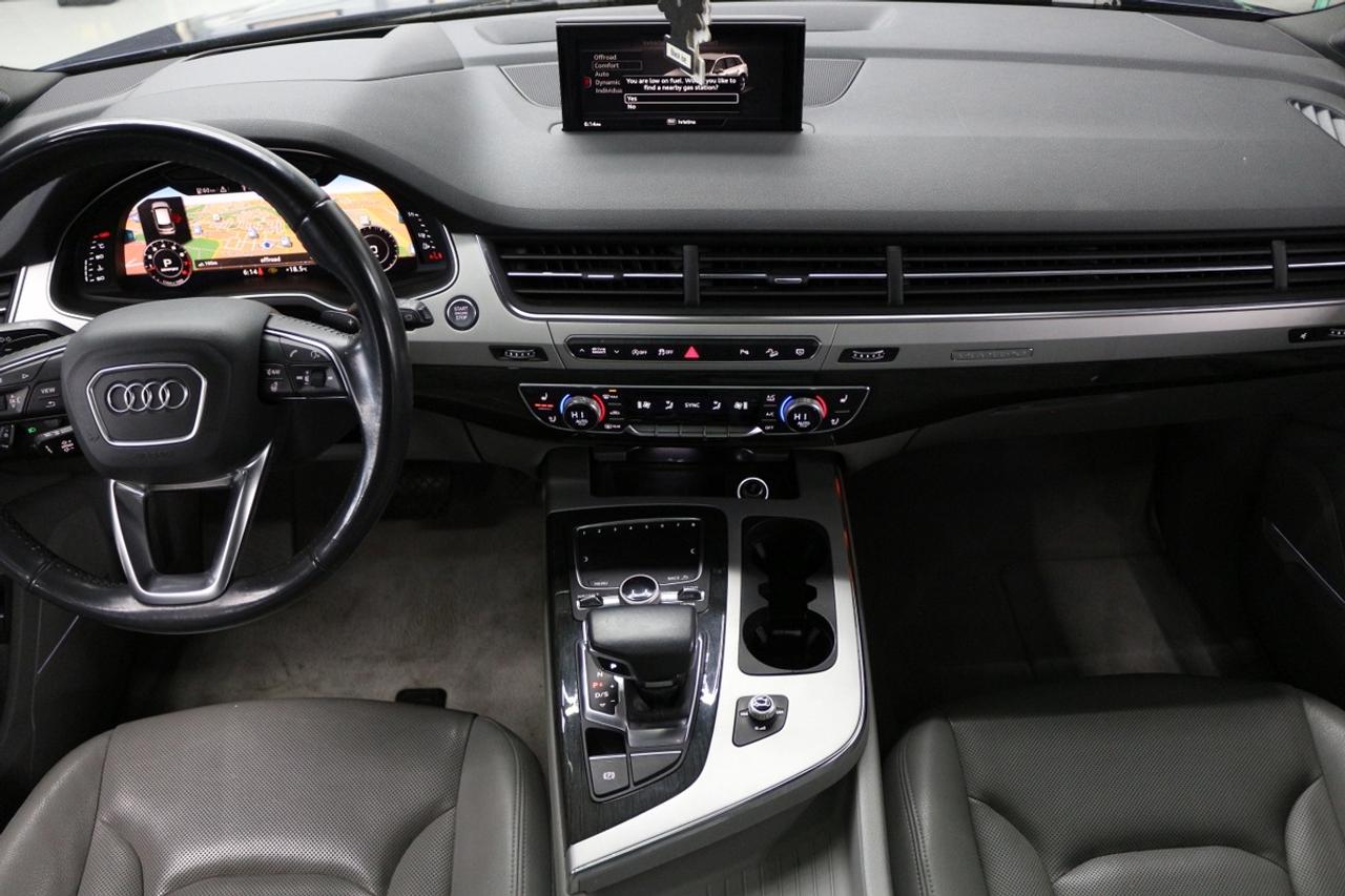 2018 Audi Q7 TECHNIK - 7 SEATS CLEAN CARFAX Photo