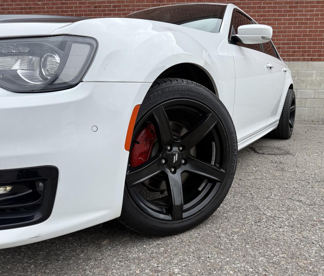 2023 Chrysler 300S AWD Panaroof| SRT Wheels| Leather Photo