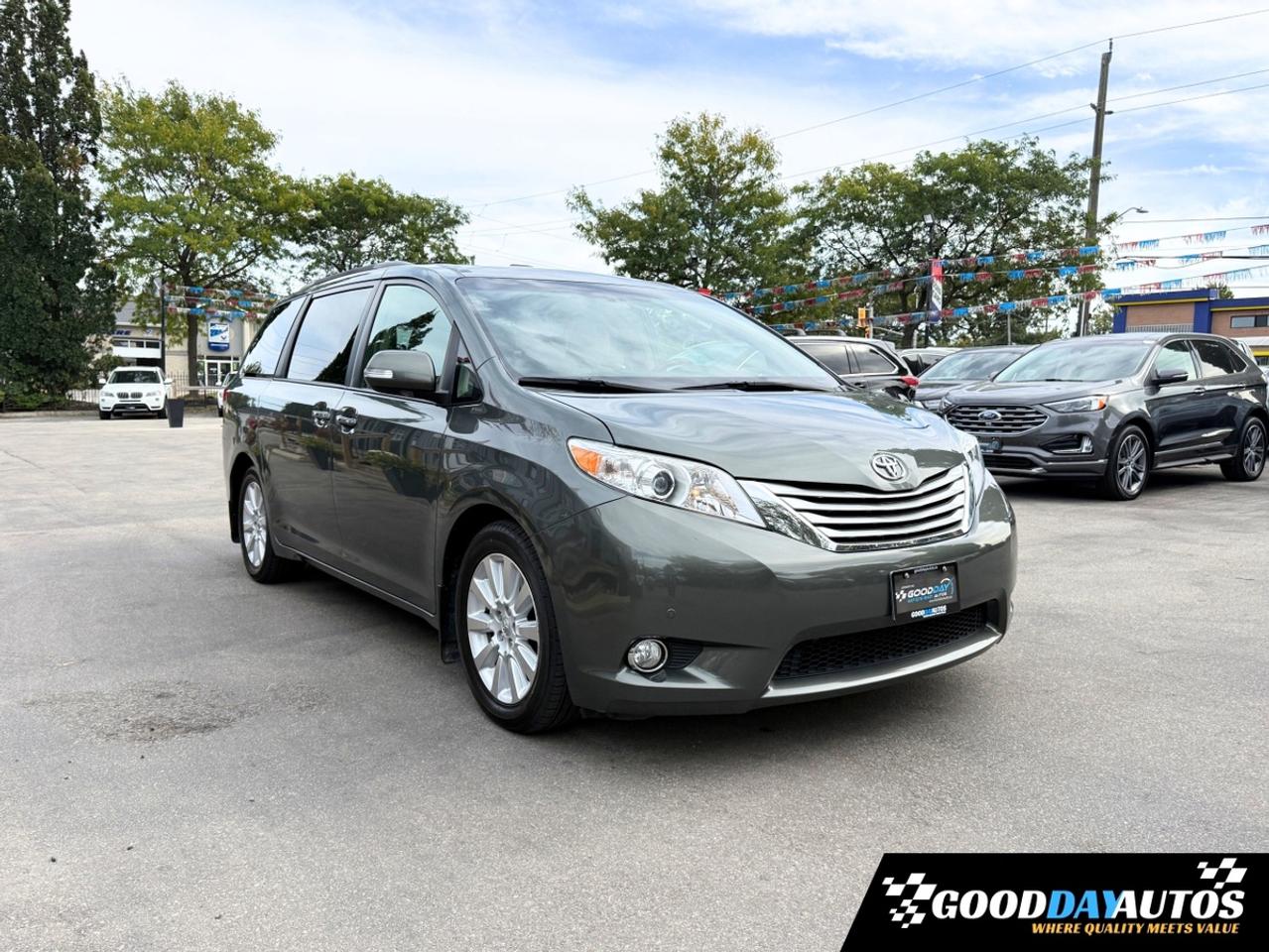 2014 Toyota Sienna Limited FULLY LOADED | 1 OWNER | LIKE NEW LOW KMS Photo