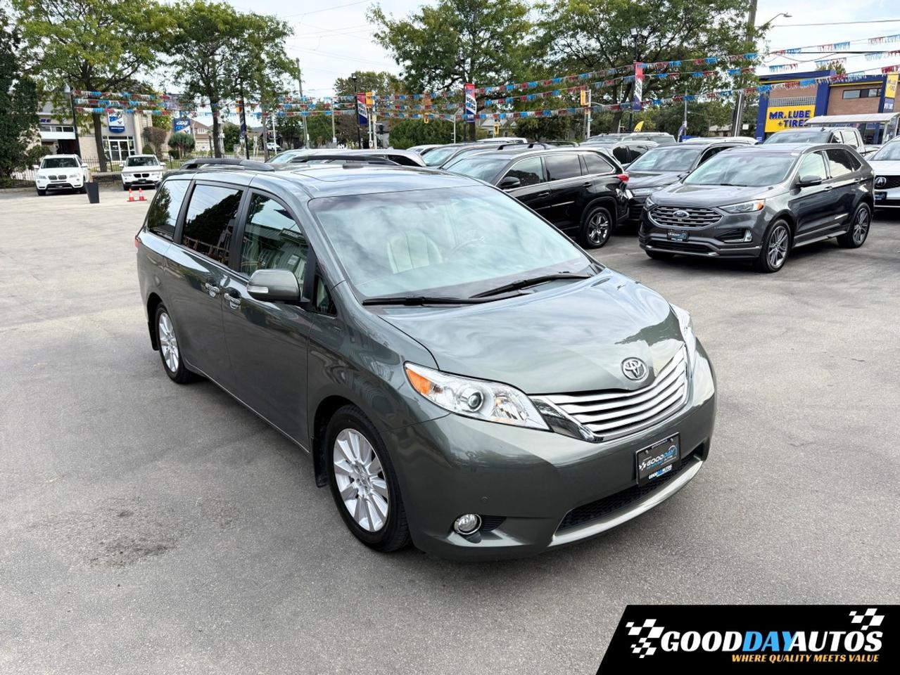2014 Toyota Sienna Limited FULLY LOADED | 1 OWNER | LIKE NEW LOW KMS Photo
