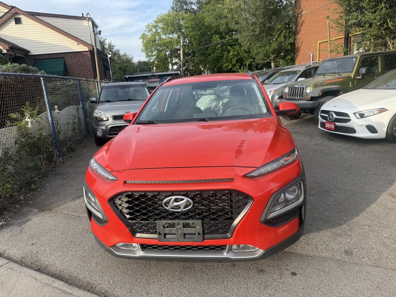 2020 Hyundai KONA SEL Photo5