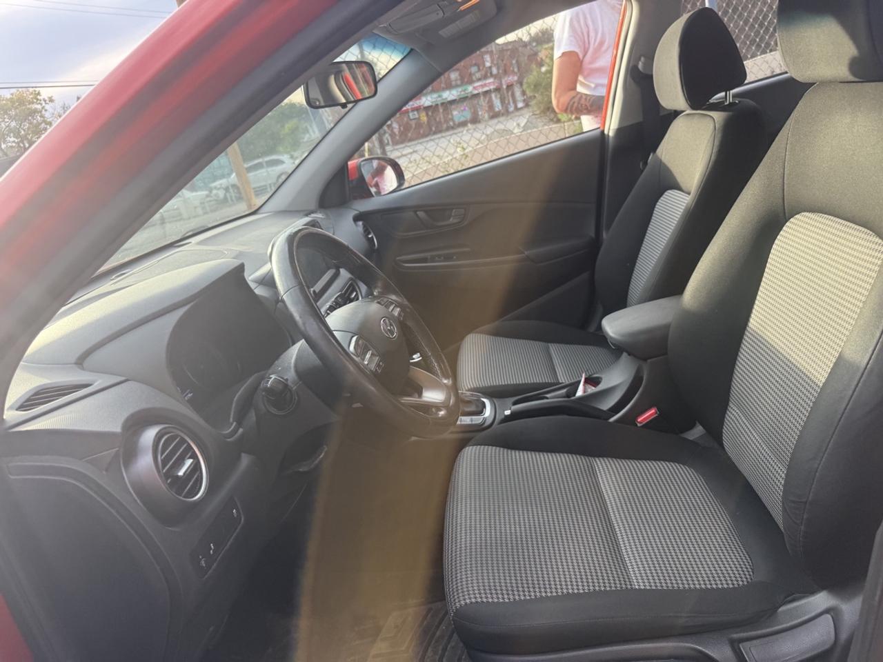 2020 Hyundai KONA SEL Photo