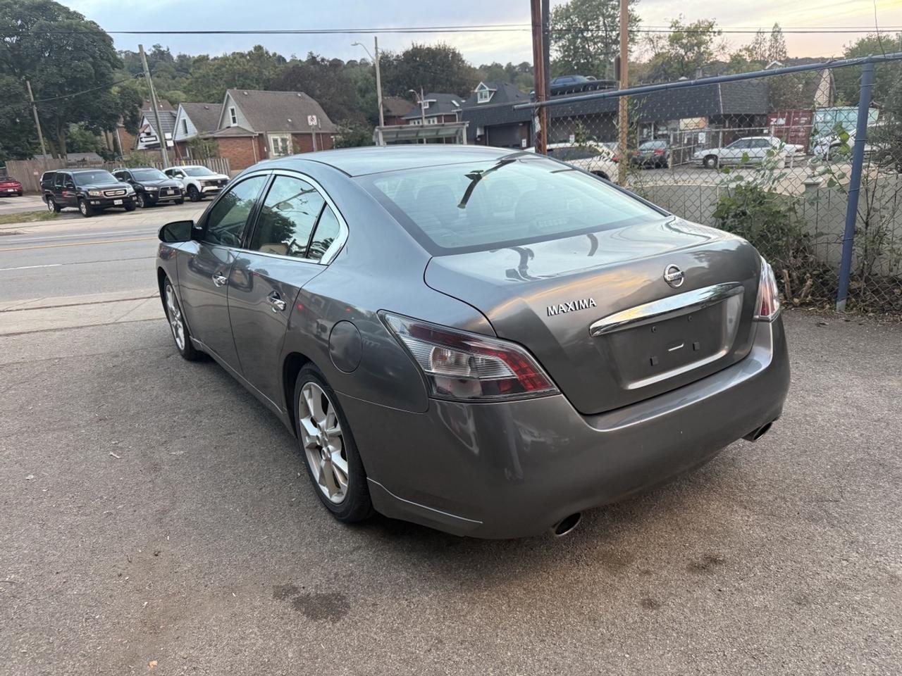 2014 Nissan Maxima SV Photo3