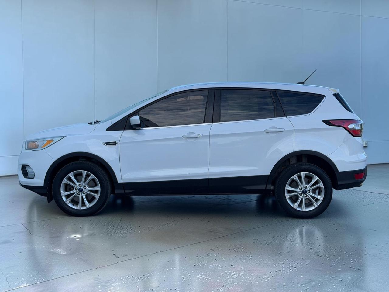 2017 Ford Escape SE/4WD/BackUpCamera Photo