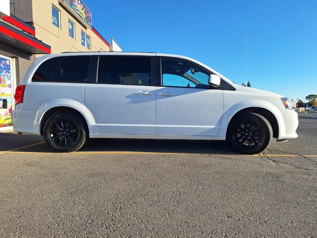 2020 Dodge Grand Caravan GT 2WD Photo3