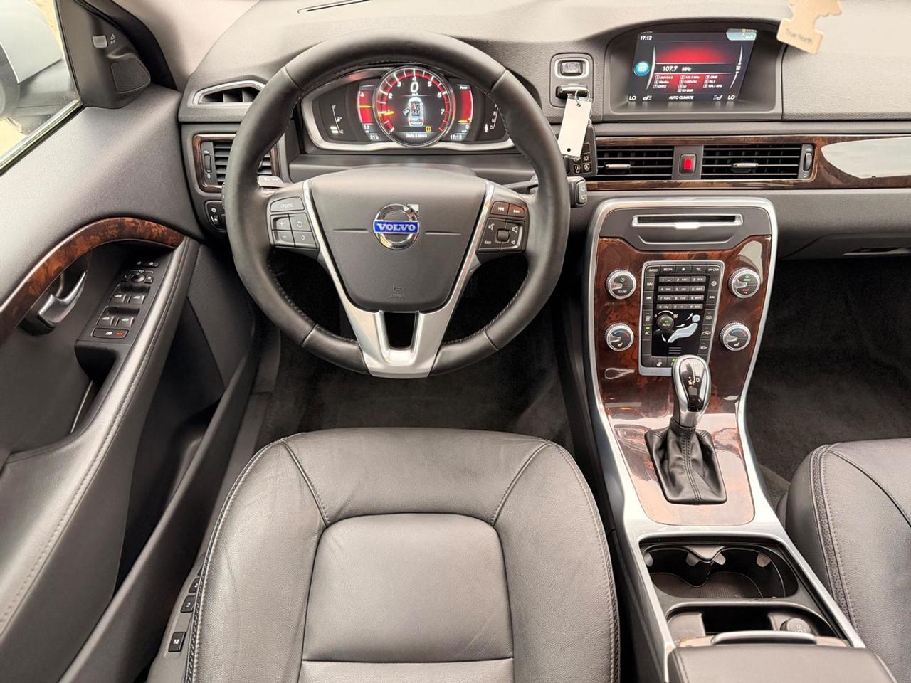 2015 Volvo XC70 T5 PREMIER|41 SERVICE RECORDS|DEALER MAINTAINED Photo