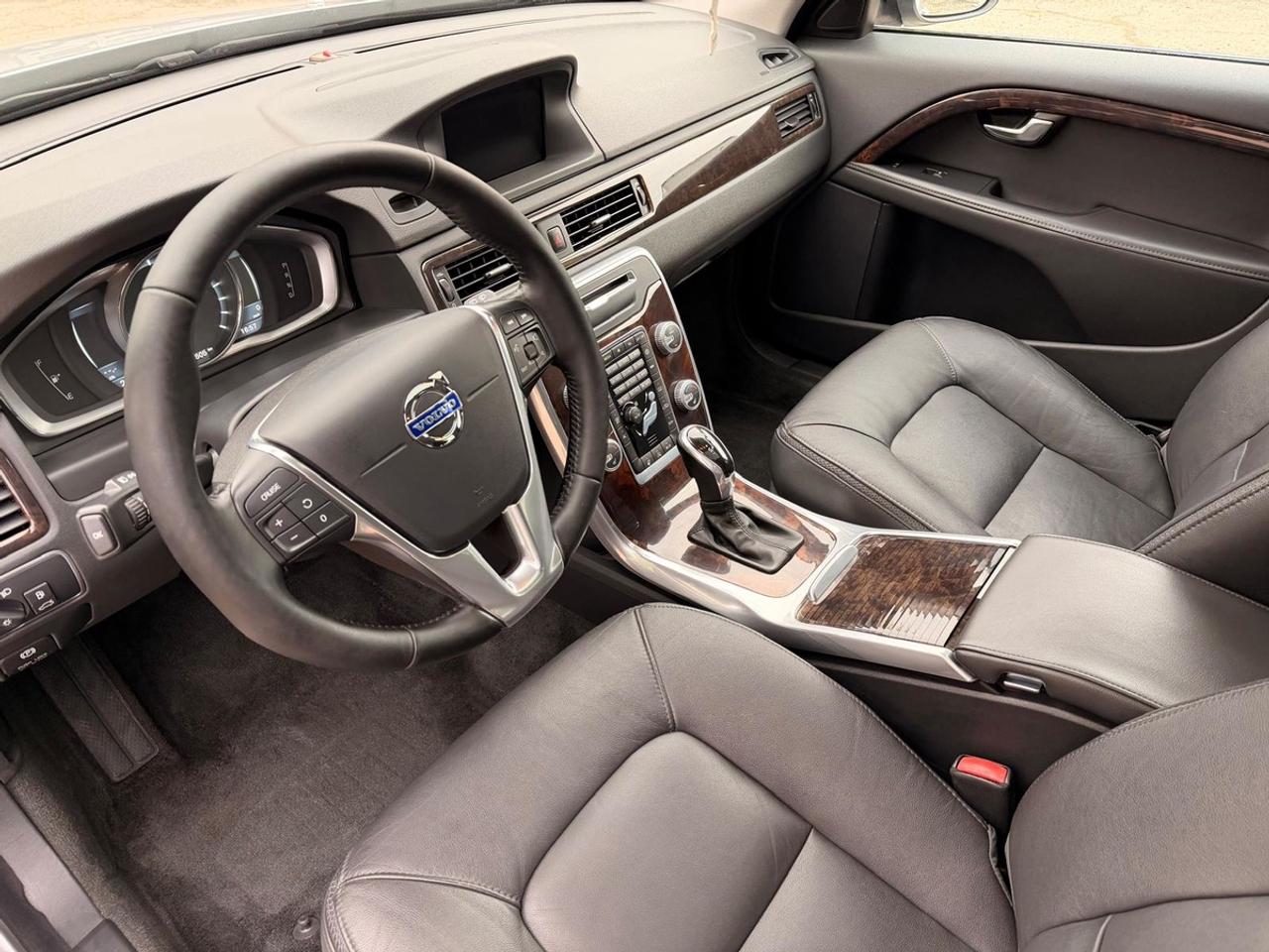 2015 Volvo XC70 T5 PREMIER|41 SERVICE RECORDS|DEALER MAINTAINED Photo