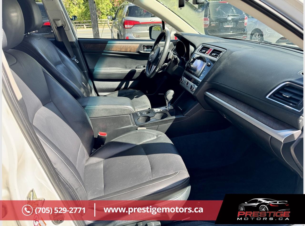 2017 Subaru Outback LIMITED Photo