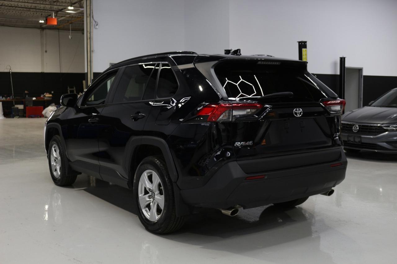 2019 Toyota RAV4 AWD XLE - ONE OWNER NO ACCIDENTS DEALER SERVICED Photo