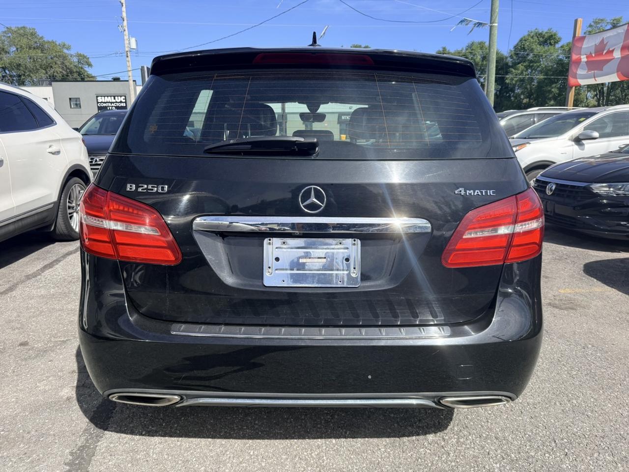 2017 Mercedes-Benz B-Class B250 4MATIC - SPORTS TOURER - NAVI - R.CAM - SUNROOF! Photo