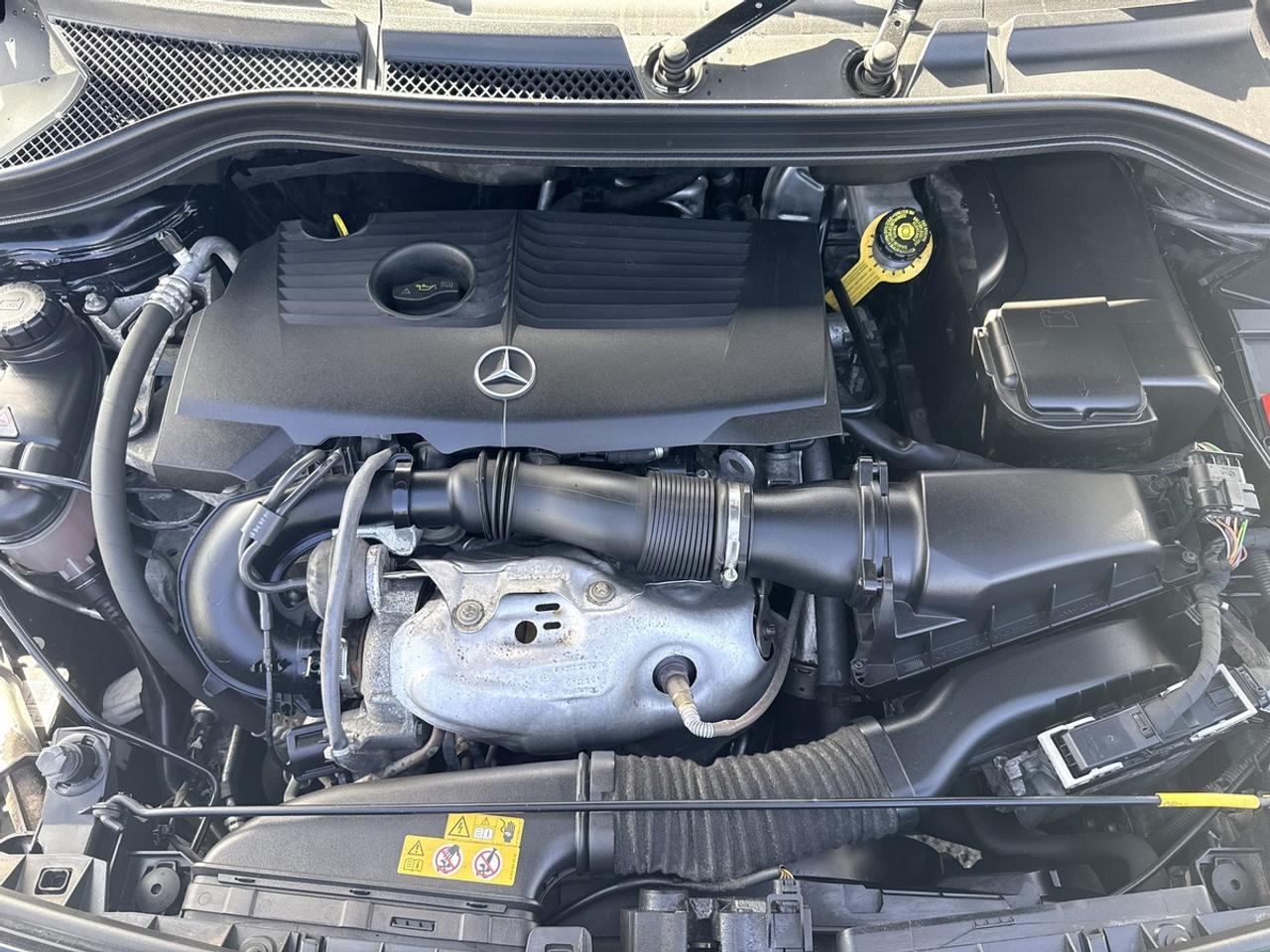 2017 Mercedes-Benz B-Class B250 4MATIC - SPORTS TOURER - NAVI - R.CAM - SUNROOF! Photo